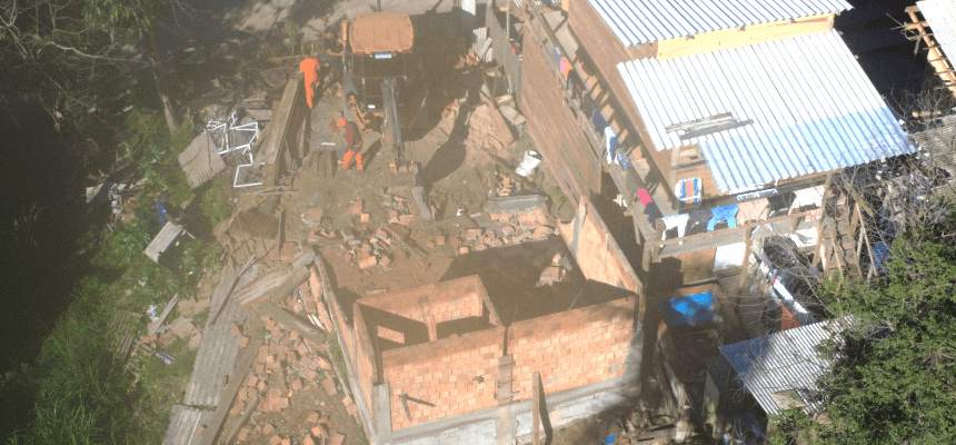São José: Prefeitura intensifica combate e demole construções irregulares em área de preservação