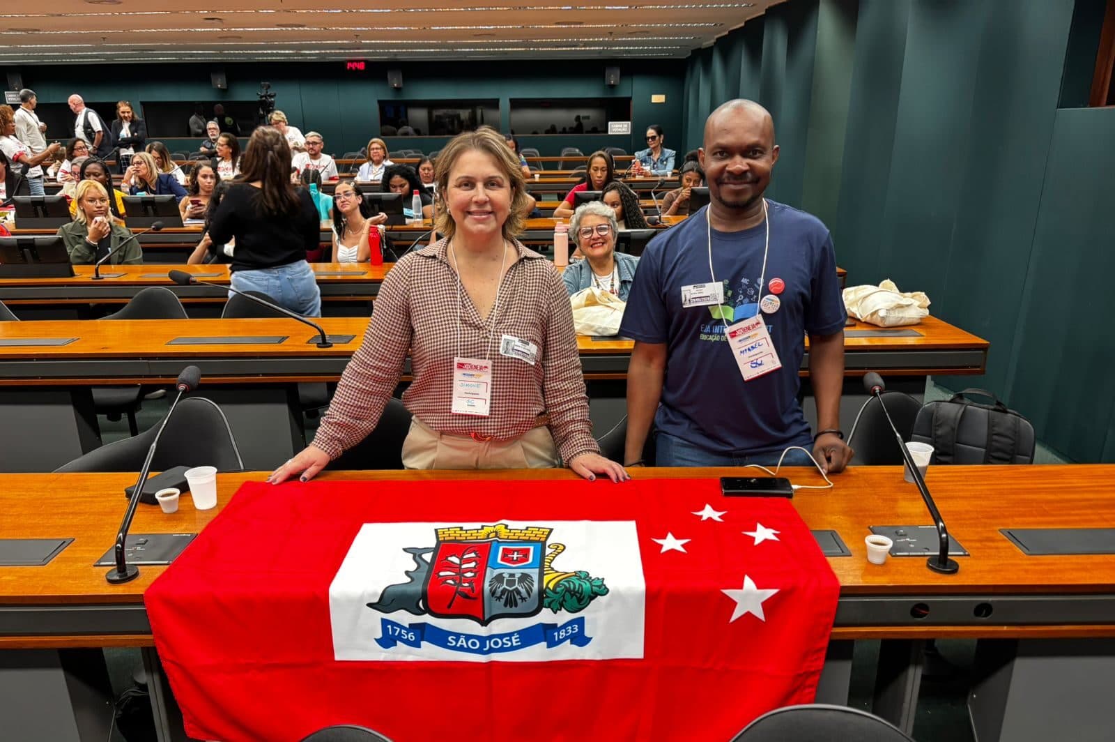 São José debate futuro da Educação de Jovens e Adultos em encontro nacional