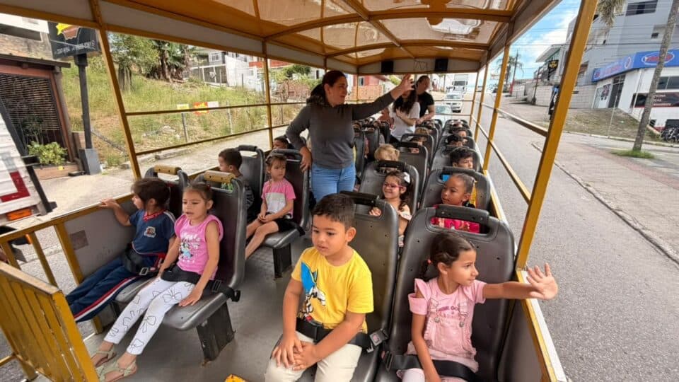 Outubro Divertido: Escolas de São José Celebram Dia das Crianças com Programação Especial