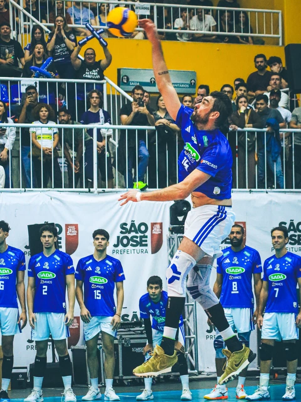 Arena Multiuso lotada recebe final emocionante e consagra o Sada Cruzeiro campeão da Supercopa em São José