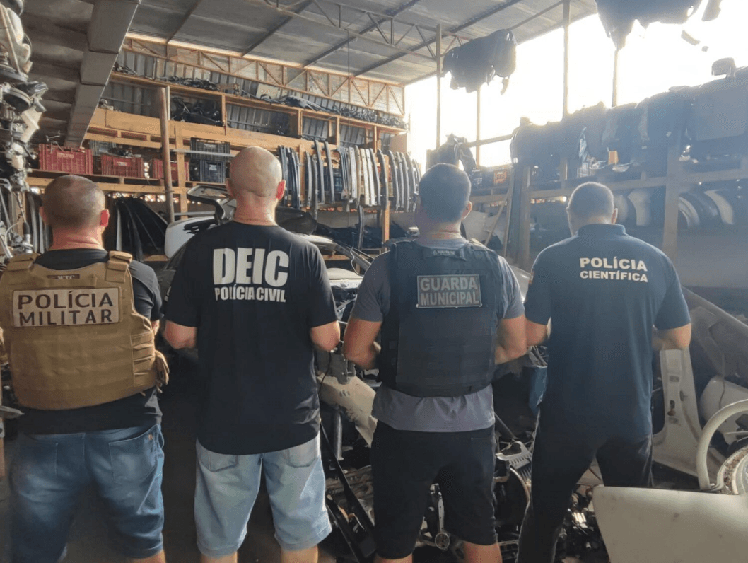 Operação integrada desarticula desmanche clandestino e apreende peças furtadas na Grande Florianópolis
