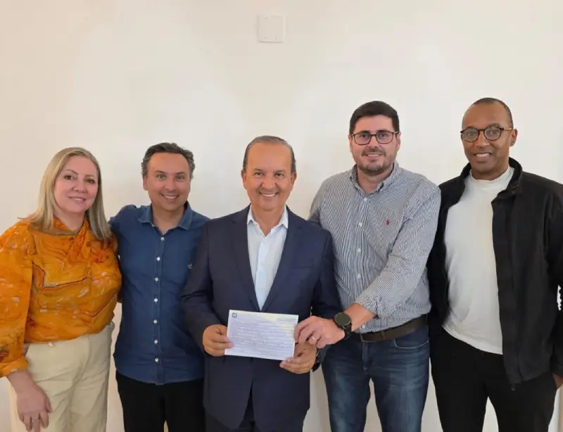 Vice-prefeito de São José se filia ao PL e mira eleições de 2026