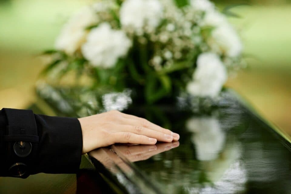 Central Funerária de São José passa a atender na sede da Prefeitura a partir de segunda-feira (29)