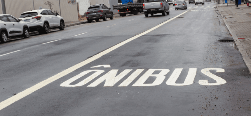 Prefeitura de São José inicia autuação de motoristas que utilizarem irregularmente faixa exclusiva da Avenida Presidente Kennedy