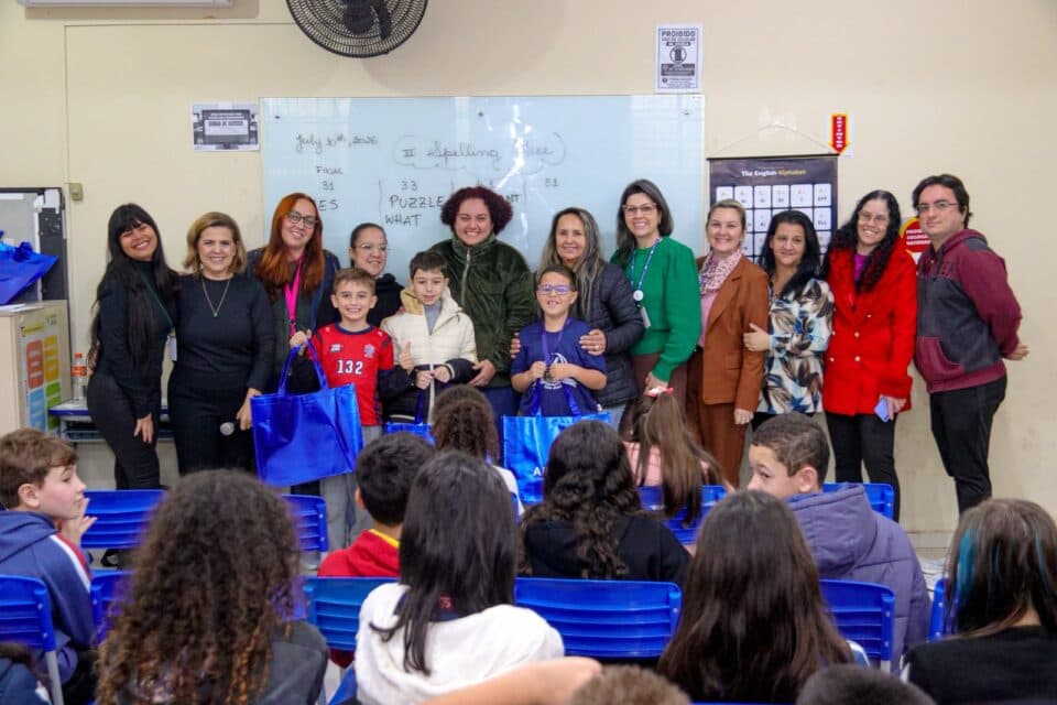 Concurso de Inglês em São José Transforma Aprendizado em Diversão e Desafio