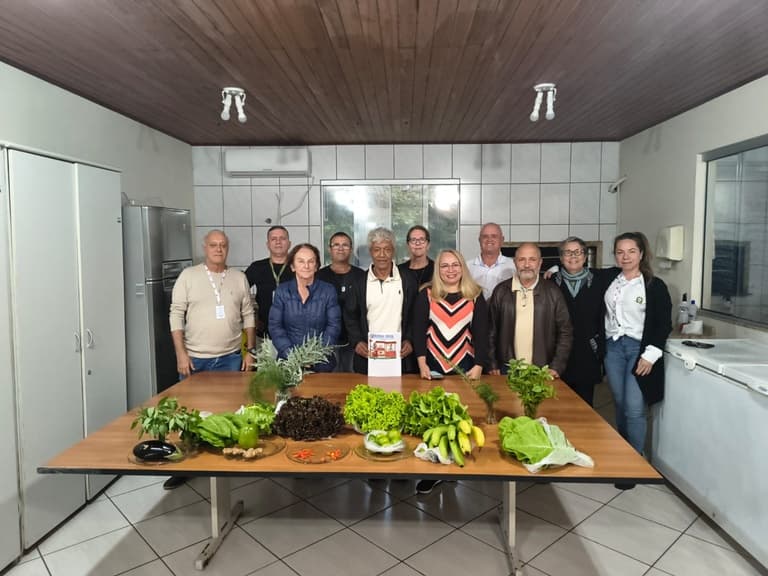Mapa fortalece agricultura urbana orgânica e acesso a políticas públicas em São José (SC)